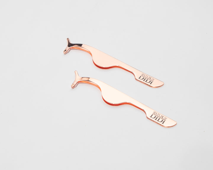 Le coffret de cils ultime, également appelé Lash Buddy Bundle, mascara Shield