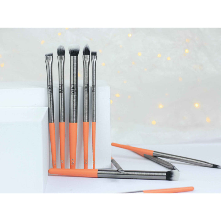 Brow Life Essential Brush