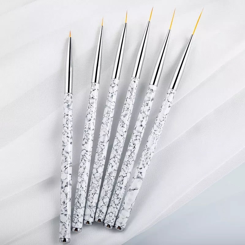 Le set de pinceaux Liner II